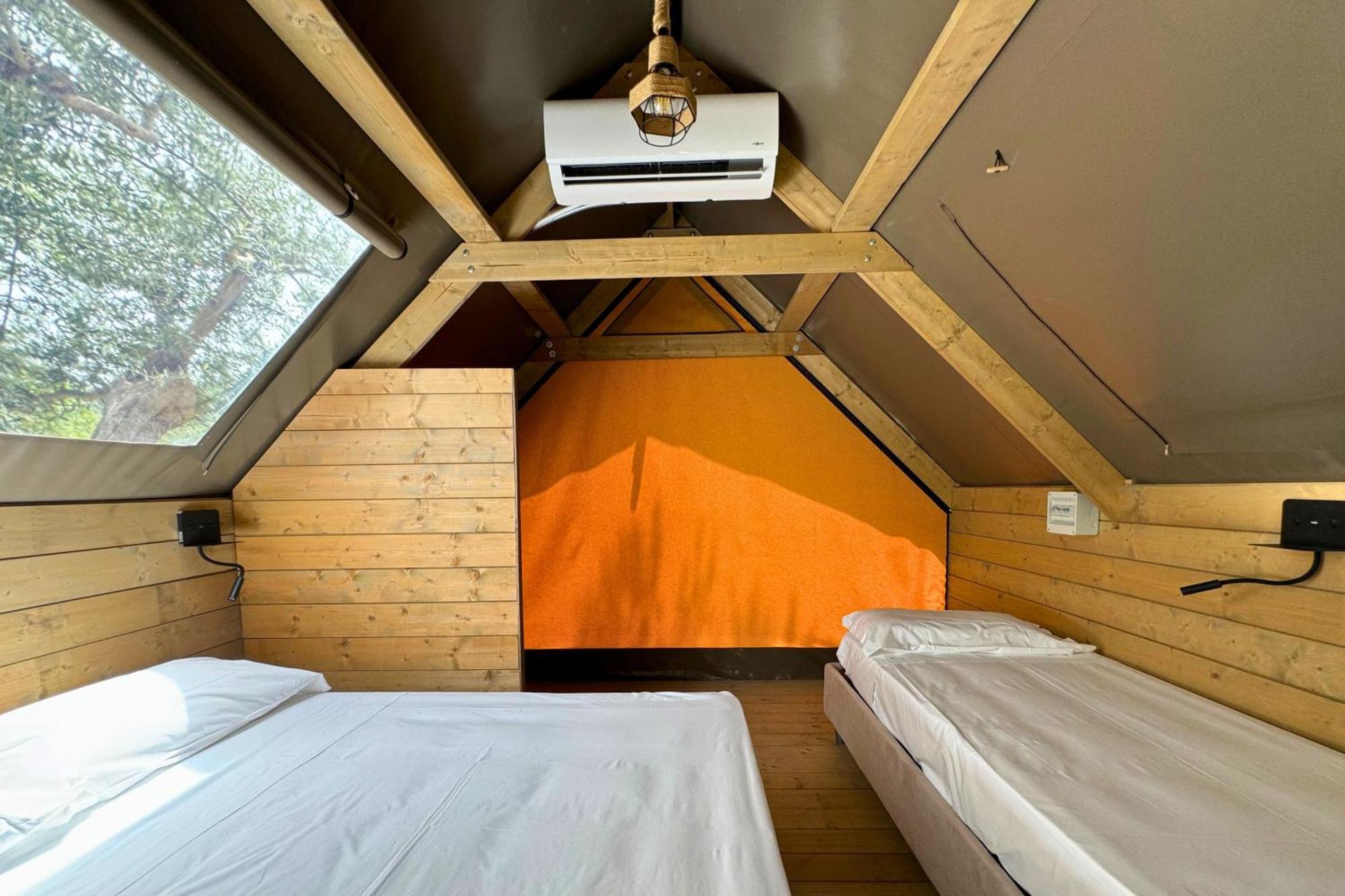 Hostel & Glamping Santa Fortunata 索伦托 外观 照片